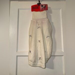 Boots and Barkley dog bow sweater size large
